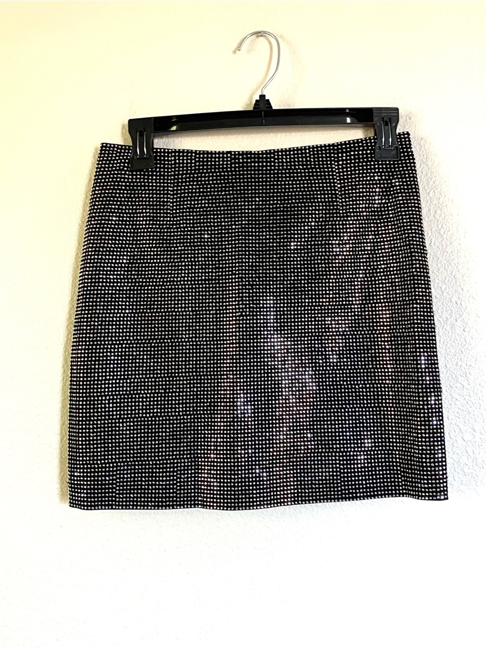 NWT Windsor Black and Silver Sequin Mini Skirt